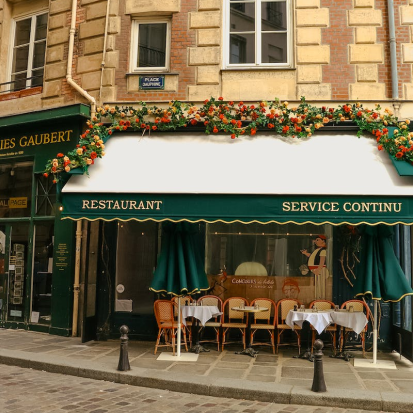 Restaurant terrace